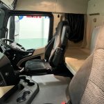 Mercedes Actros 1824 4×2 Sleeper Cab Box Van - thumbnail