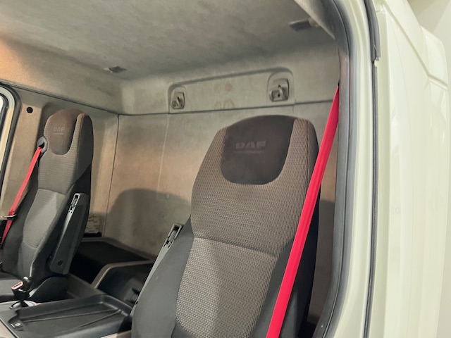 DAF LF 250 4×2 Rest Cab Fridge Box