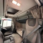 DAF CF 330 6×2 Rear Lift Sleeper Cab Curtainsider - thumbnail