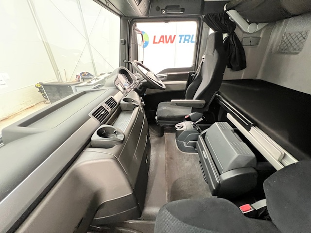 MAN TGX 26.440 6×2 Midlift Tractor Unit