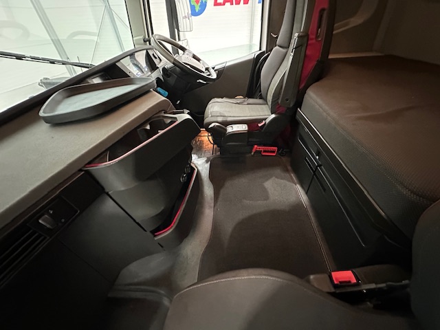Volvo FH 500 Euro 5 6×2 Midlift Tractor Unit