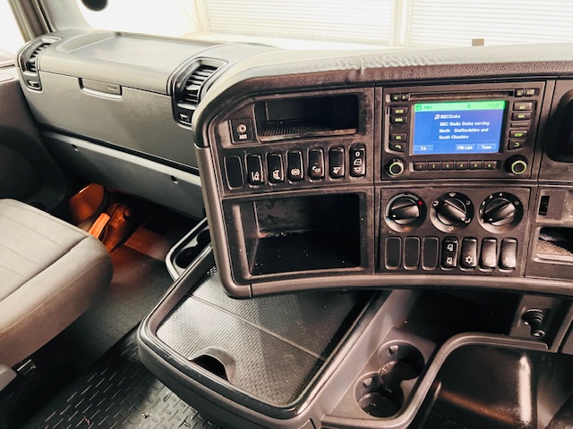 Scania R450 6×2 Midlift Topline Tractor Unit