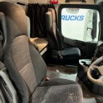 Mercedes Actros 2533 6×2 Sleeper Cab Curtainsider - thumbnail