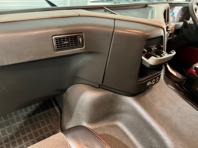 Volvo FM 450 6×2 Midlift Tractor Unit