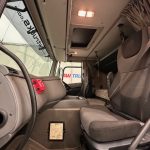 DAF CF 330 6×2 Rear Lift Sleeper Cab Curtainsider - thumbnail
