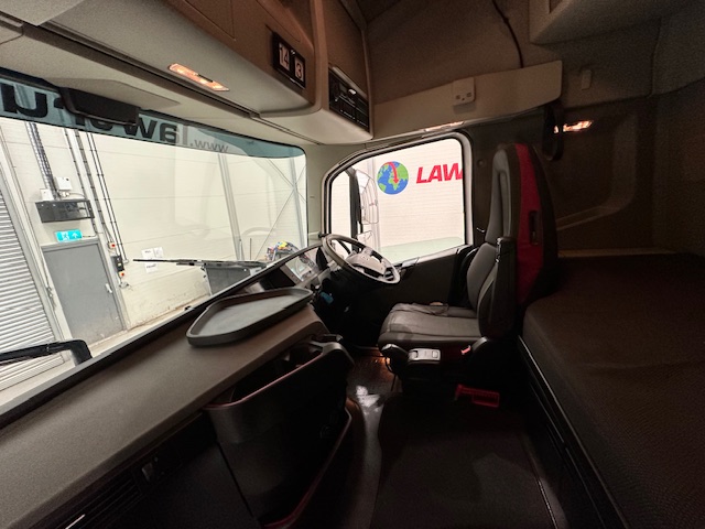 Volvo FH 500 Euro 5 6×2 Midlift Tractor Unit