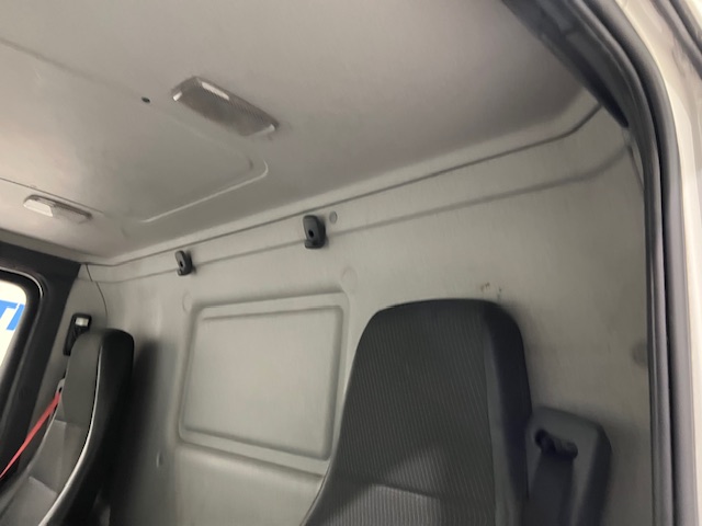 Scania P280 6×2 Rear Lift Day Cab Fridge