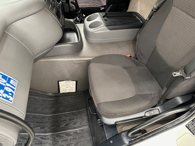 DAF CF 290 6×2 Rear Steer Fridge Box