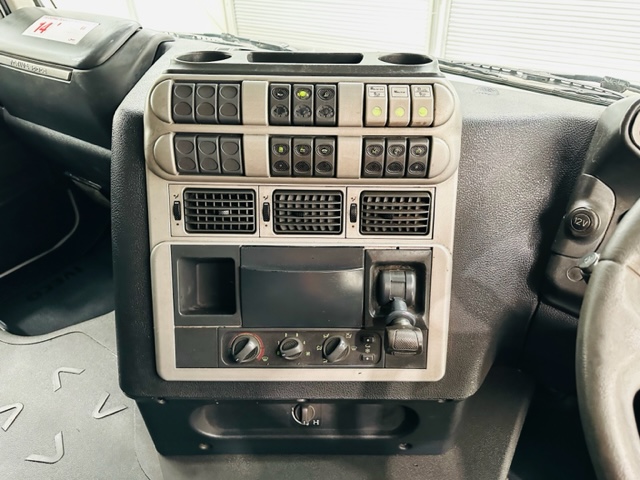 Iveco Stralis 450 4×2 Tractor Unit