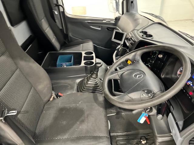 Mercedes Axor 1824 Day Cab Fridge Box Van