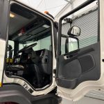 Scania P370 8×4 Rest Cab Hookloader Manual - thumbnail