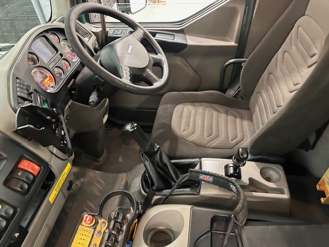 DAF LF55 220 Day Cab Dropside Crane