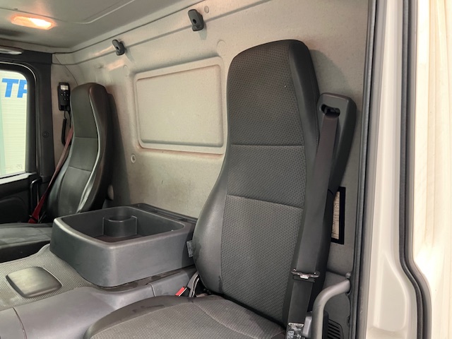 Scania P280 6×2 Rear Lift Day Cab Fridge Box
