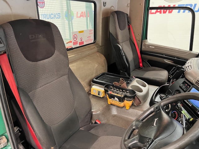 DAF CF75 310 6×2 Day Cab Dropside Crane