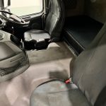Volvo FM 330 6×2 Rear Lift Sleeper Cab Flatbed - thumbnail
