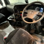 Mercedes Actros 2533 6×2 Sleeper Cab Curtainsider - thumbnail