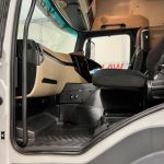 Mercedes Actros 1824 Sleeper Cab Curtainsider - thumbnail