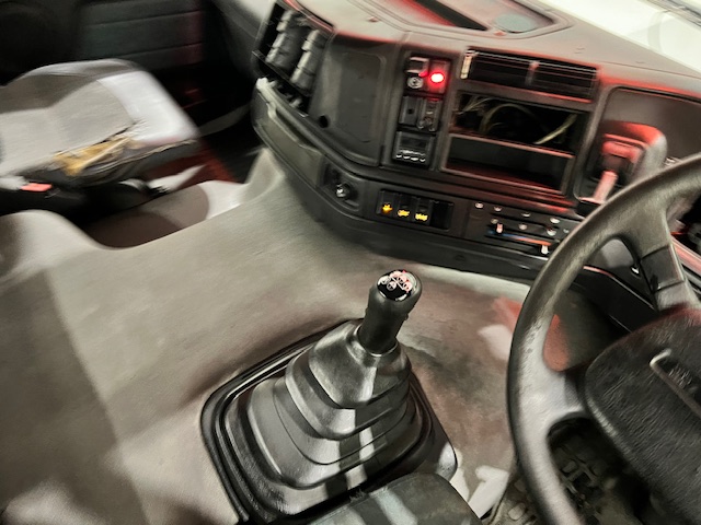 Volvo FM12 420 6×2 Midlift Tractor Unit Manual