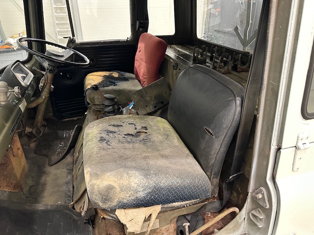 Bedford MJ 330 4×4 Cargo Truck