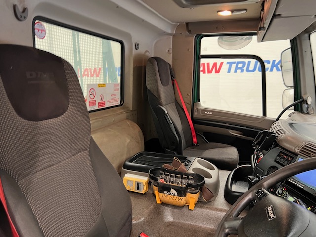 DAF CF75 310 6×2 Day Cab Dropside Crane