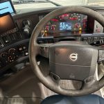 Volvo FH 440 6×2 Rear Lift Brick Grab Drawbar - thumbnail