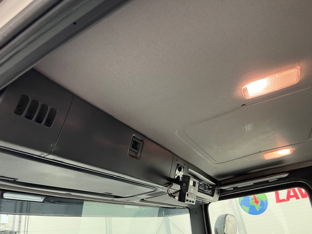 Scania P280 6×2 Rear Lift Day Cab Fridge Box