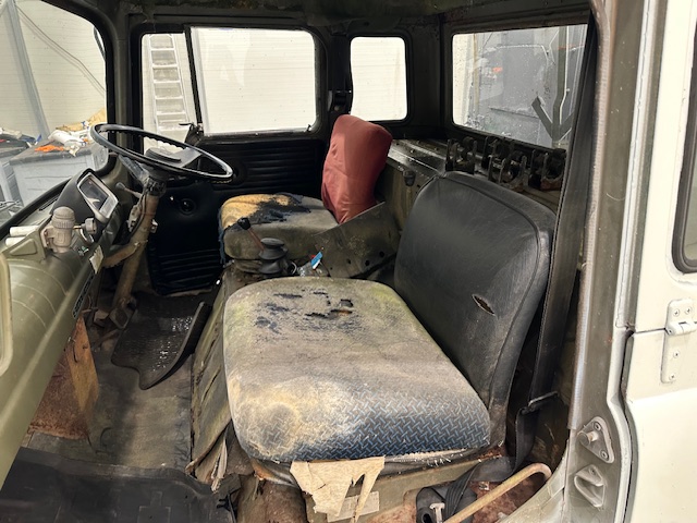 Bedford MJ 330 4×4 Cargo Truck