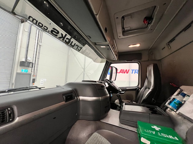 Volvo FM 300 6×2 20,000 Litre Fuel Tanker