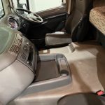 DAF CF 250 4×2 Sleeper Cab Curtainsider - thumbnail