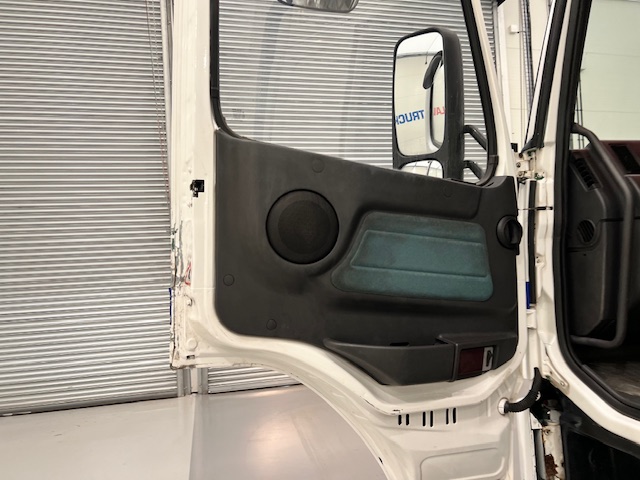 Volvo FM12 380 6×2 Midlift Tractor Unit Manual