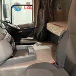 DAF CF 250 4×2 Sleeper Cab Curtainsider - thumbnail