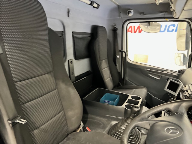 Mercedes Axor 1824 Day Cab Fridge Box Van