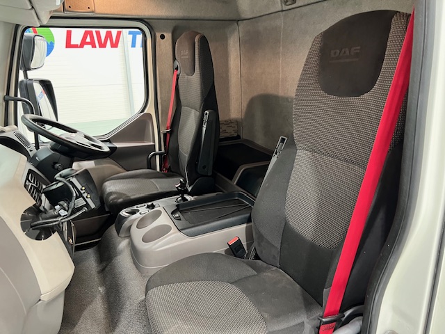 DAF LF 250 4×2 Rest Cab Fridge Box