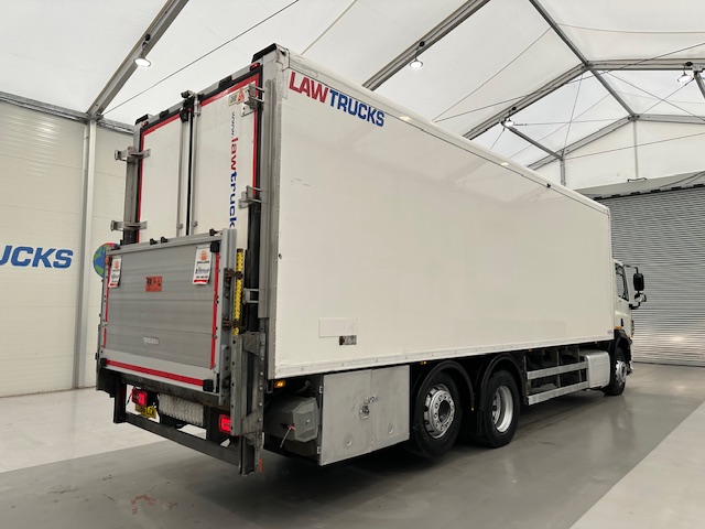 DAF CF 290 6×2 Rear Steer Fridge Box
