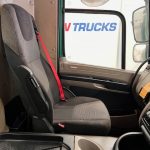DAF CF75 310 6×2 Day Cab Dropside Crane - thumbnail