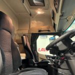 Mercedes Actros 2530 6×2 Sleeper Cab Curtainsider - thumbnail