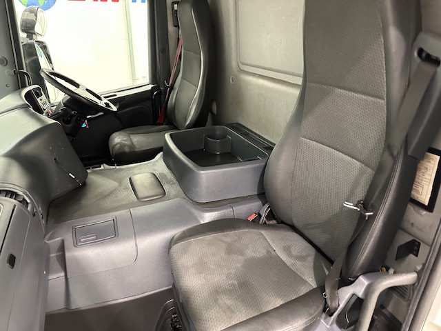 Scania P280 6×2 Rear Lift Day Cab Fridge Box