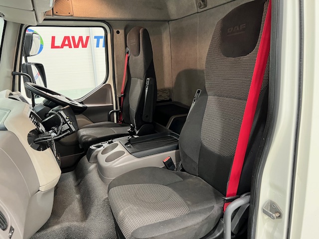 DAF LF 250 4×2 Rest Cab Fridge Box