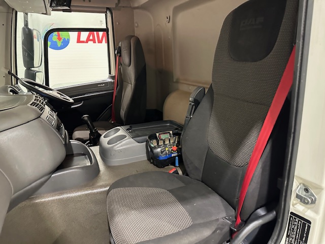 DAF CF 370 6×2 Rear Lift Dropside Brick Grab Manual