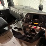 Mercedes Actros 2533 6×2 Sleeper Cab Curtainsider - thumbnail