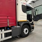Scania P250 4×2 Sleeper Cab Curtainsider - thumbnail