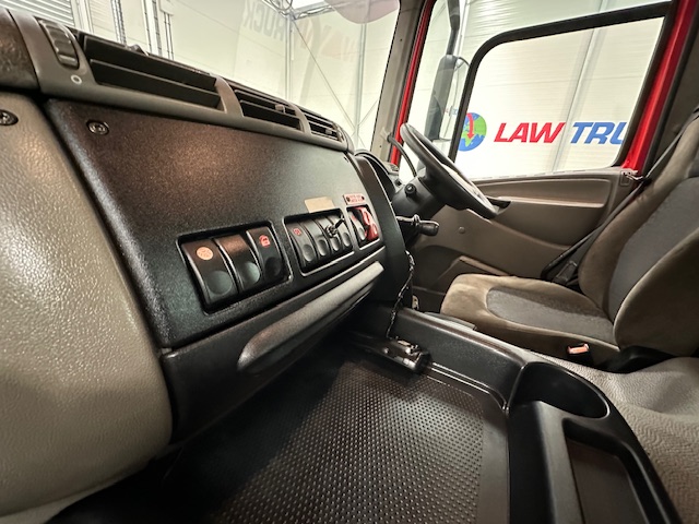 DAF CF85 410 6×2 Midlift Tractor Unit