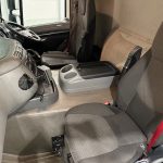 DAF CF 330 Rear Lift Day Cab Fridge Box - thumbnail