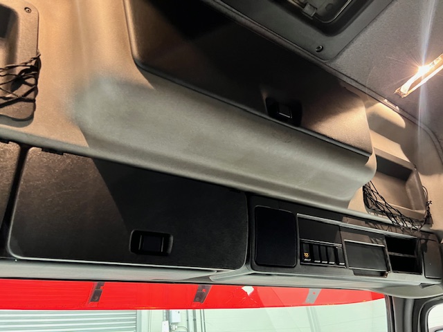 Volvo FM12 380 6×2 Midlift Tractor Unit Manual