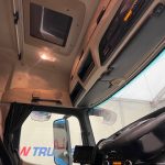 Mercedes Actros 2530 6×2 Sleeper Cab Curtainsider - thumbnail