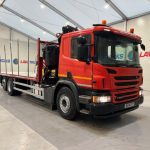 Scania P280 6×2 Rear Lift Flatbed with Crane - thumbnail