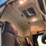 Mercedes Actros 2530 6×2 Sleeper Cab Curtainsider - thumbnail