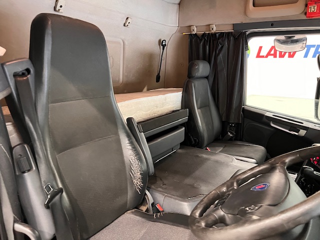 Scania P280 6×2 Highline Rear Lift Curtainsider
