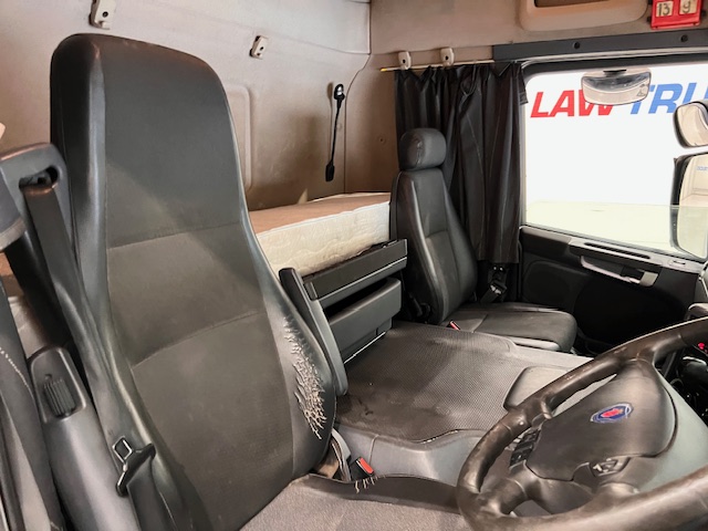 Scania P280 6×2 Highline Rear Lift Curtainsider