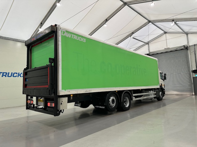 Scania P280 6×2 Rear Lift Day Cab Fridge Box
